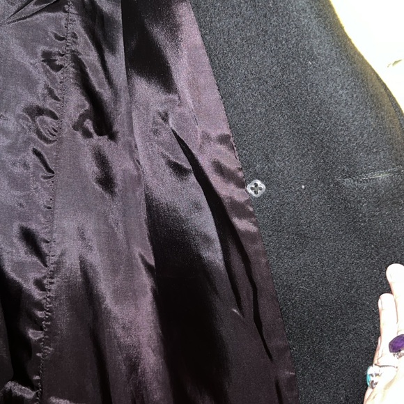 Gorgeous Vintage David Benjamin Wool coat with real leather collar trim EUC! - Picture 5 of 13